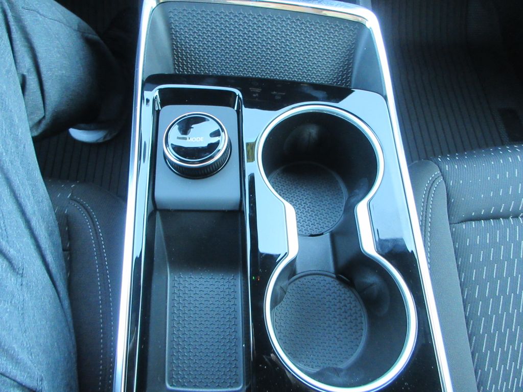 2026 Chevrolet Equinox AWD LT Image 20 of 31