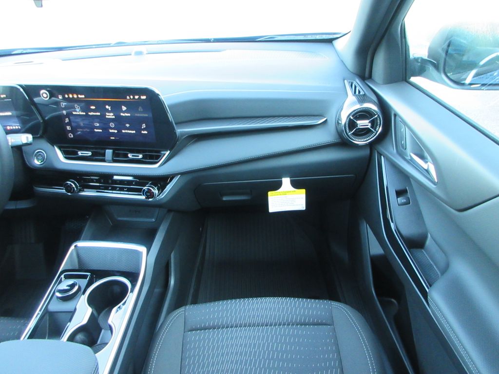 2026 Chevrolet Equinox AWD LT Image 25 of 31