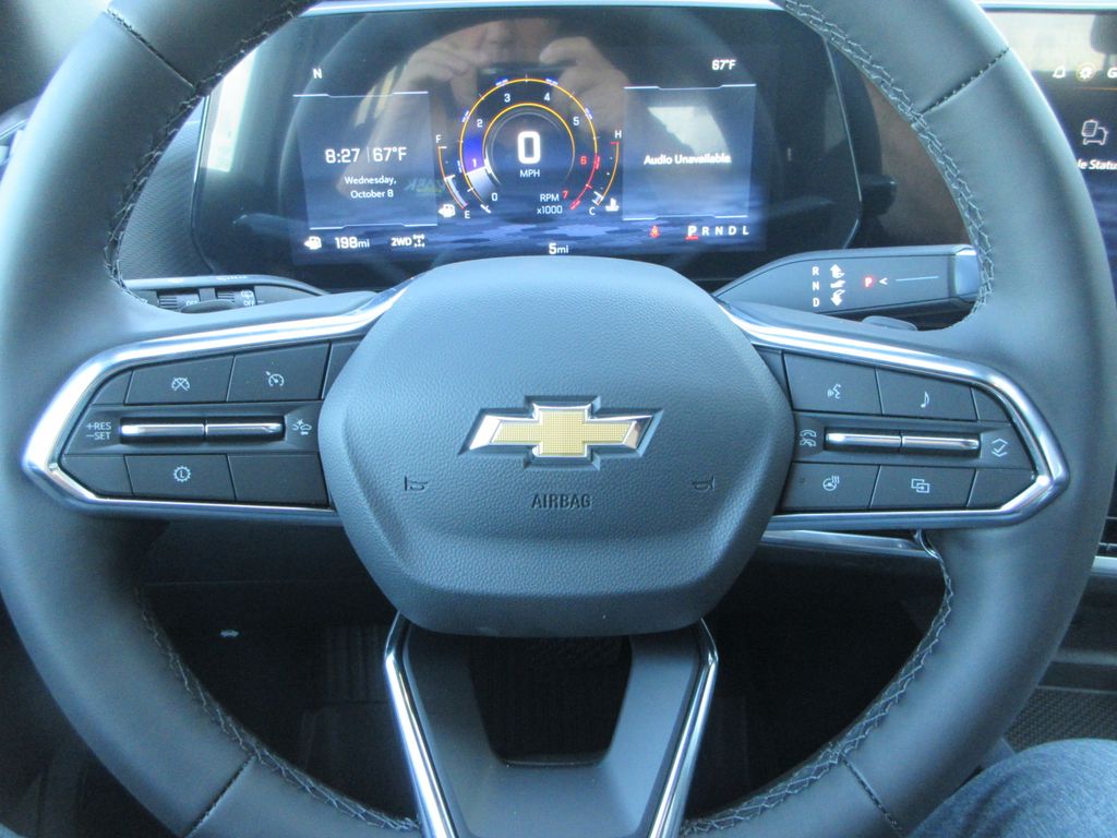 2026 Chevrolet Equinox AWD LT Image 17 of 31