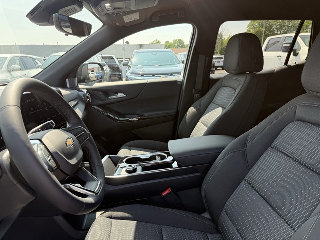 2026 Chevrolet Equinox AWD LT Image 15 of 31