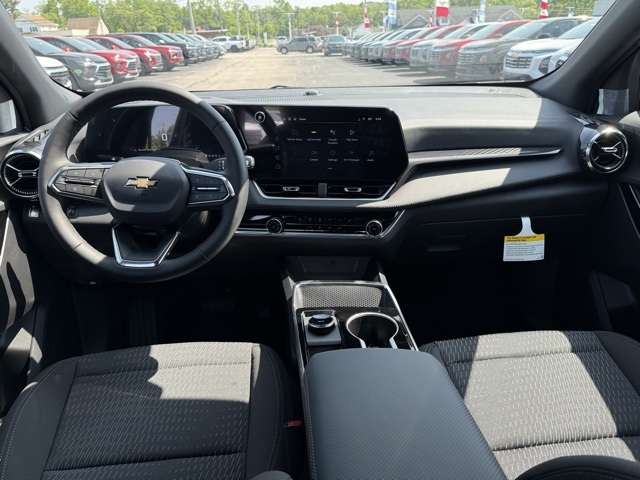 2026 Chevrolet Equinox AWD LT Image 17 of 31