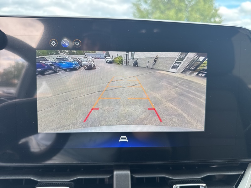 2026 Chevrolet Equinox AWD LT Image 23 of 49