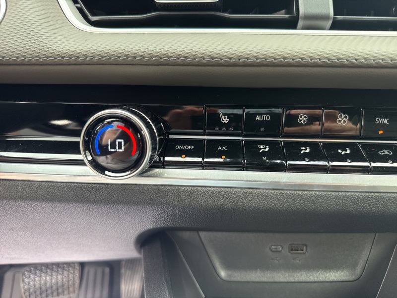 2026 Chevrolet Equinox AWD LT Image 48 of 49