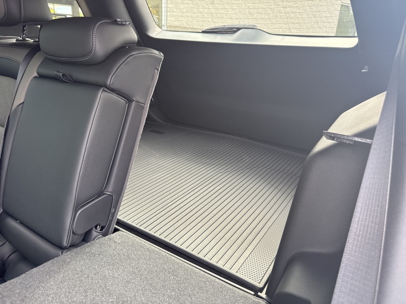 2026 Chevrolet Equinox AWD LT Image 12 of 49