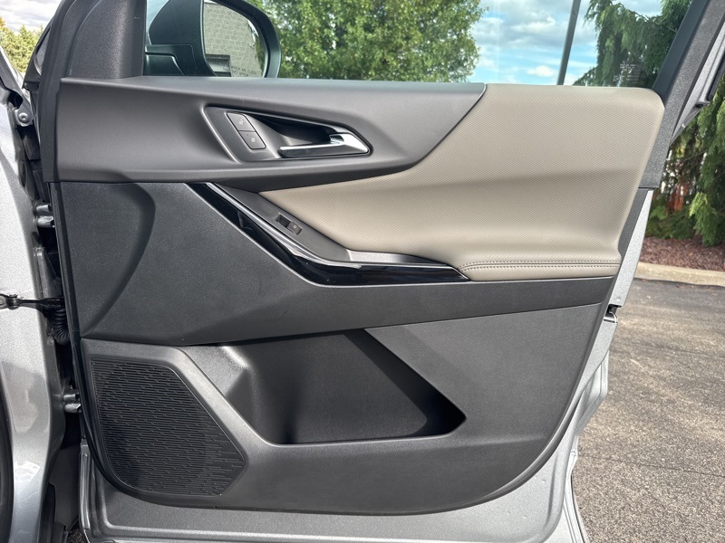 2026 Chevrolet Equinox AWD LT Image 29 of 49