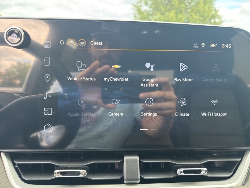 2026 Chevrolet Equinox AWD LT Image 22 of 49