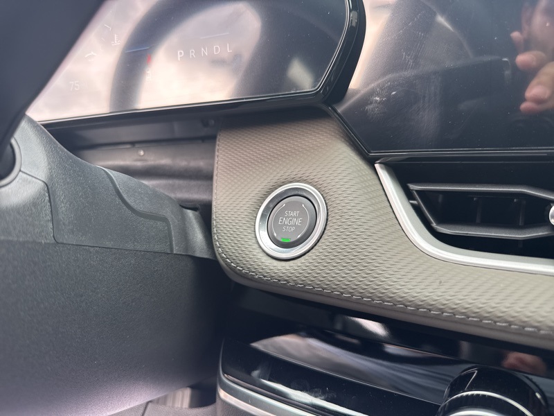 2026 Chevrolet Equinox AWD LT Image 41 of 49