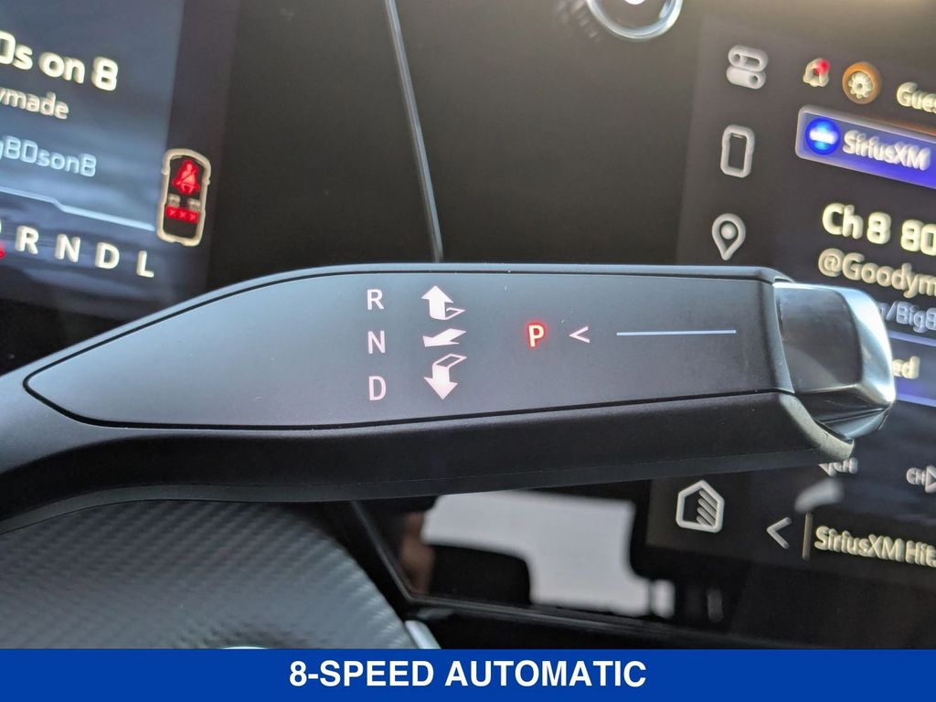 2026 Chevrolet Equinox AWD LT Image 19 of 35