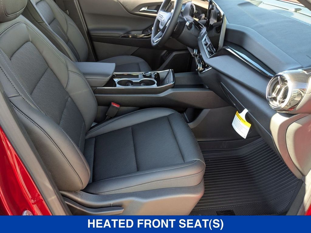 2026 Chevrolet Equinox AWD LT Image 12 of 35