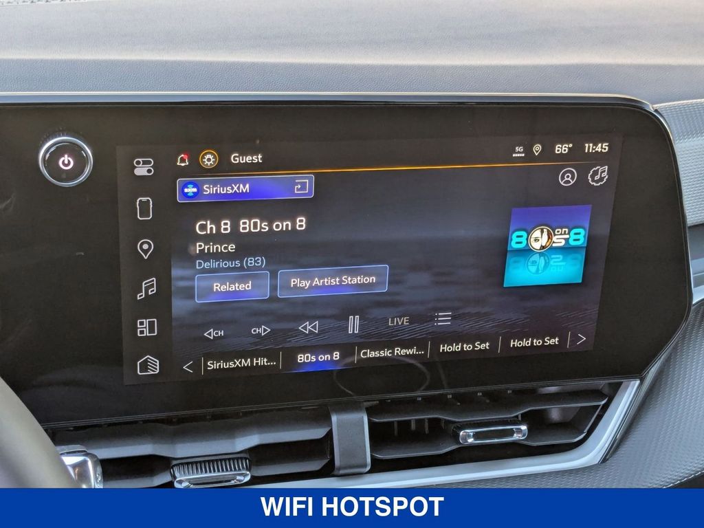 2026 Chevrolet Equinox AWD LT Image 22 of 35