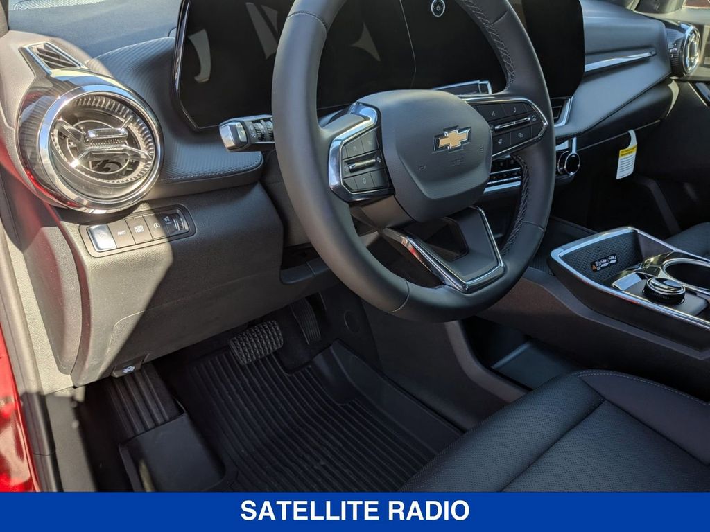 2026 Chevrolet Equinox AWD LT Image 32 of 35