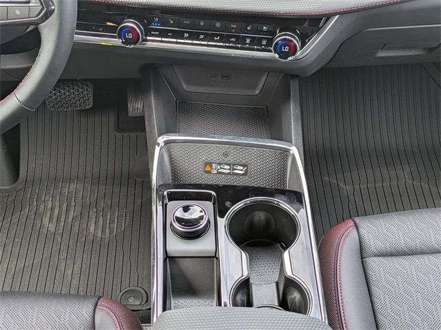 Vehicle image 22 of 33