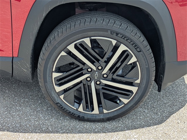 Vehicle image 10 of 33