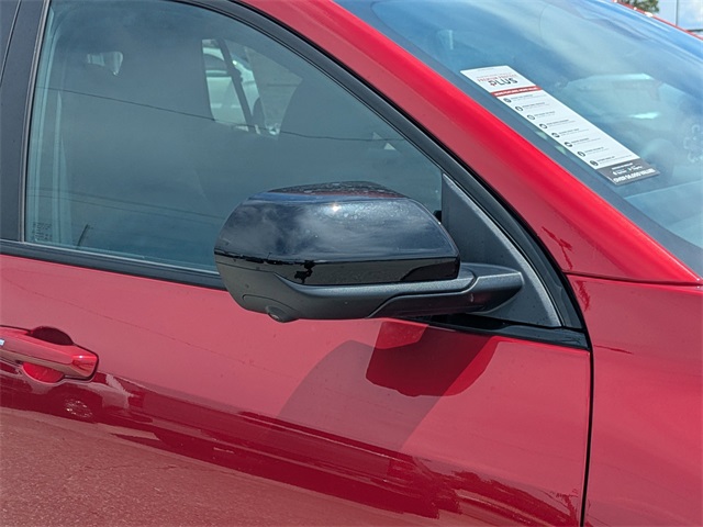 Vehicle image 23 of 33