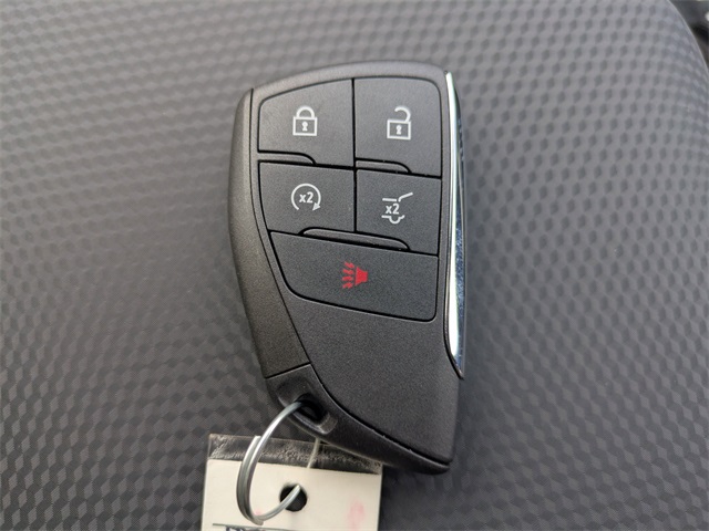 Vehicle image 25 of 33
