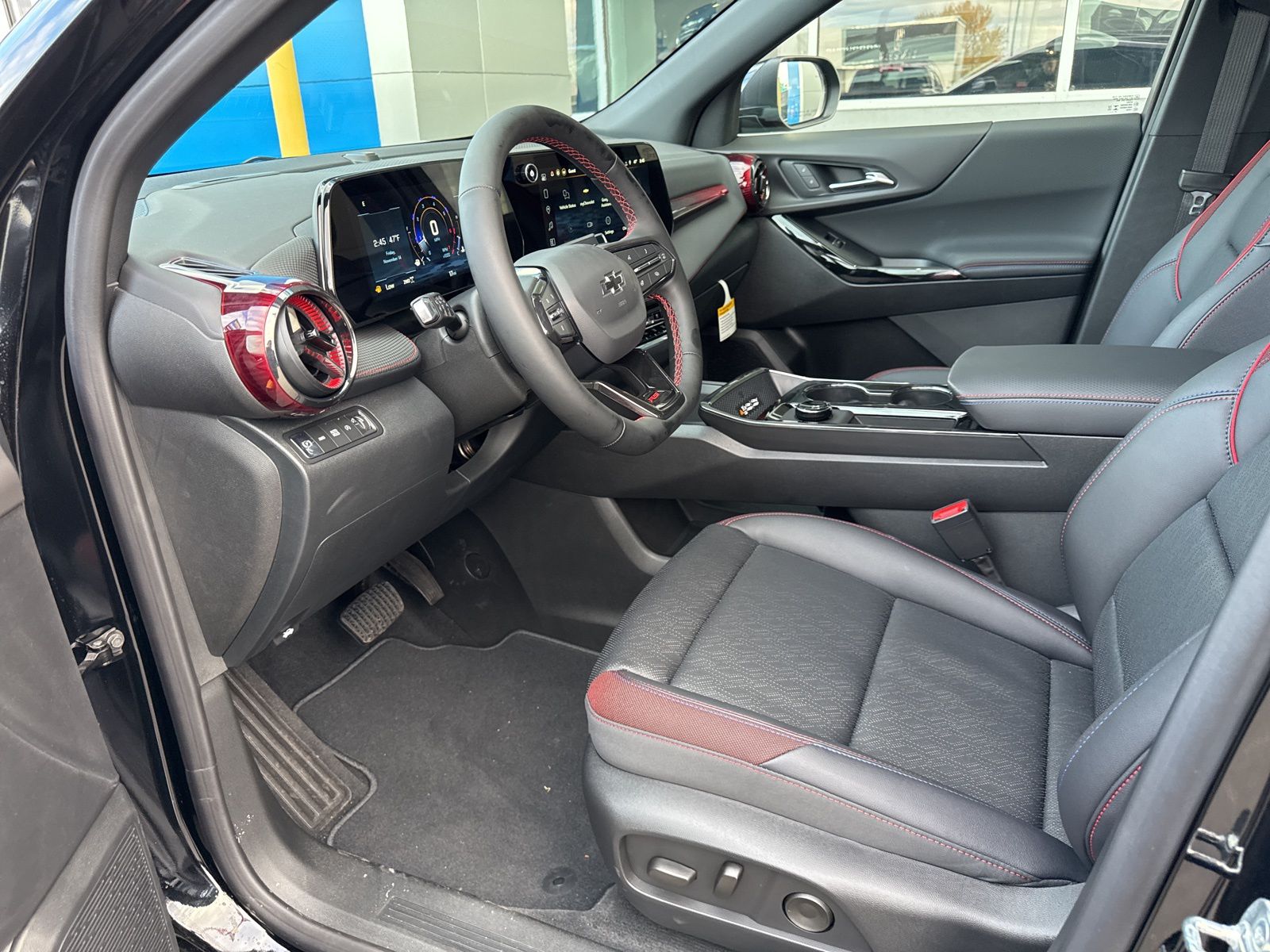 2026 Chevrolet Equinox AWD RS Image 38 of 39