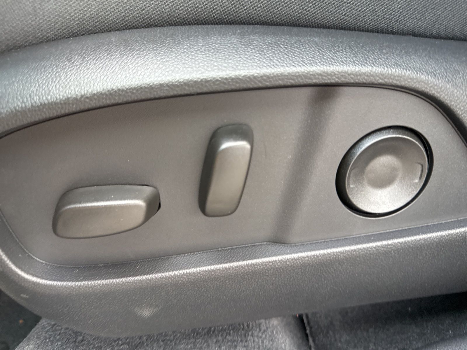 2026 Chevrolet Equinox AWD RS Image 26 of 39