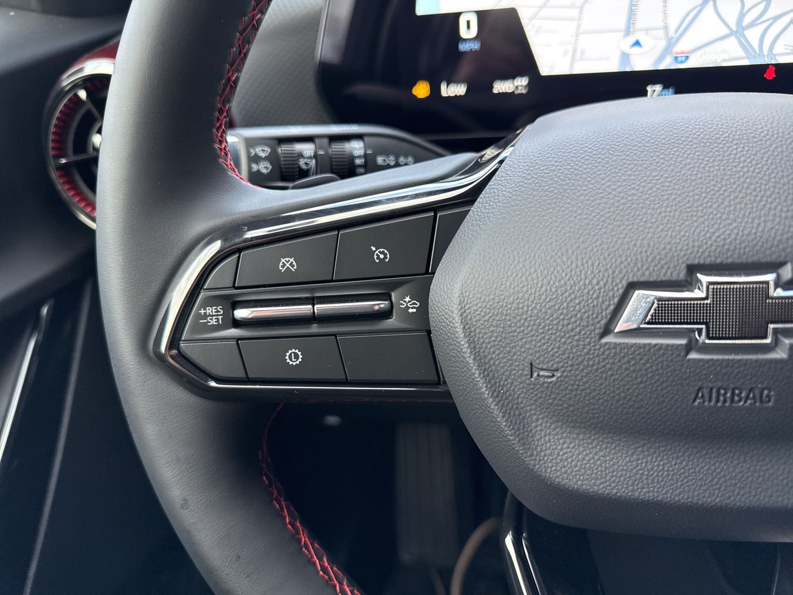 2026 Chevrolet Equinox AWD RS Image 16 of 39