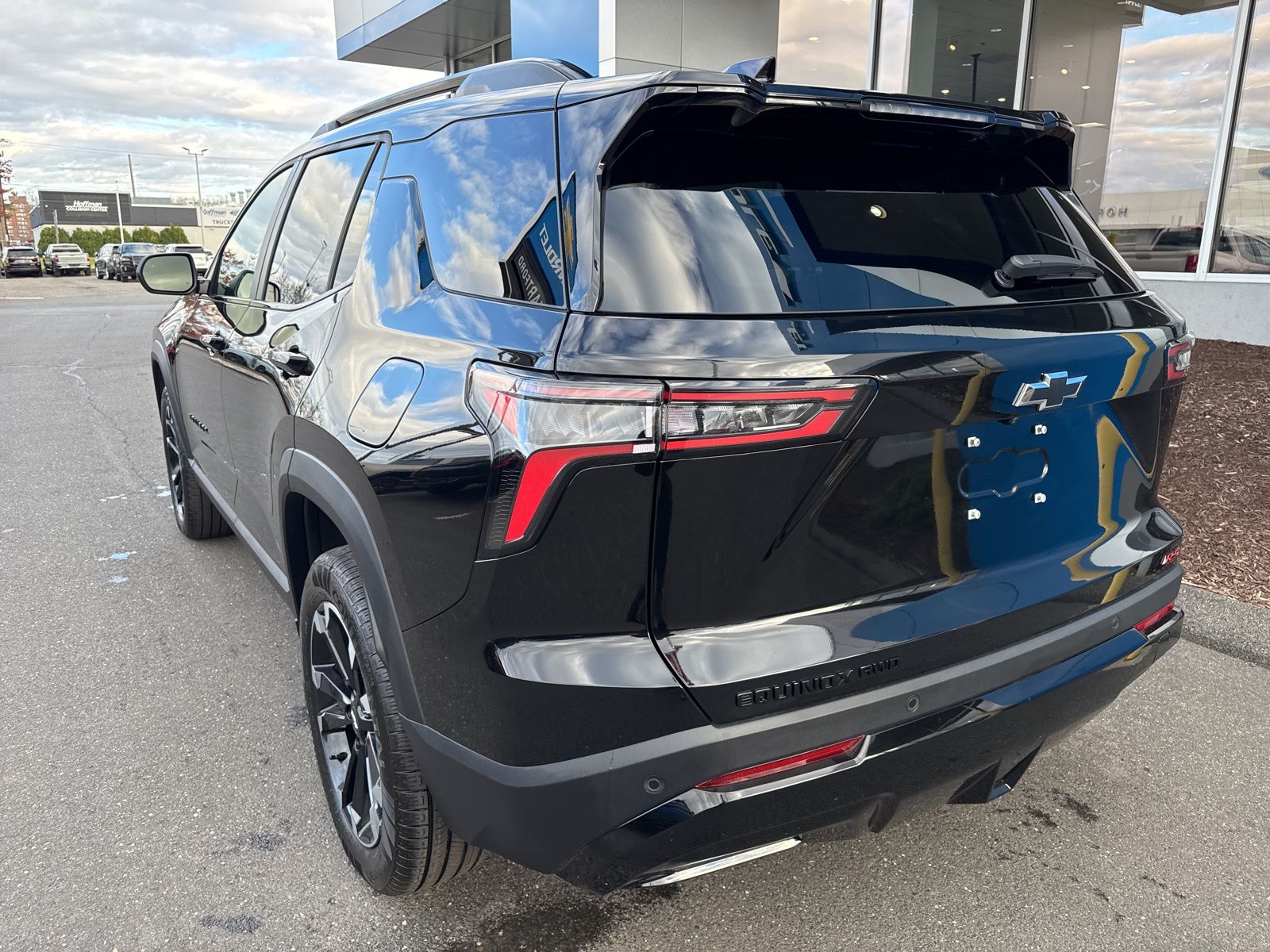 2026 Chevrolet Equinox AWD RS Image 5 of 39