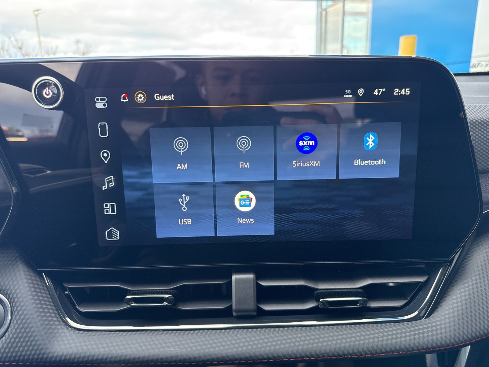 2026 Chevrolet Equinox AWD RS Image 22 of 39