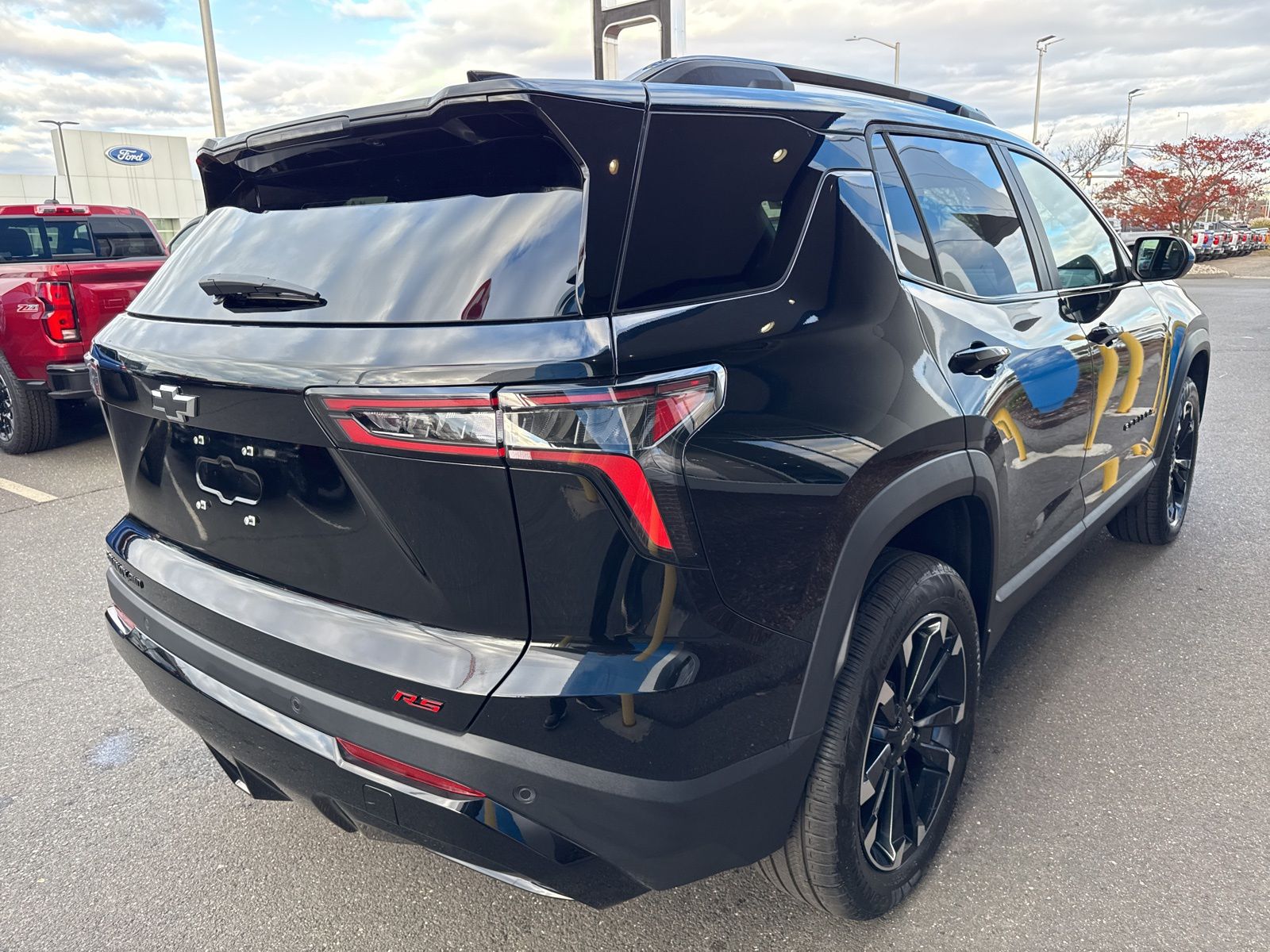 2026 Chevrolet Equinox AWD RS Image 4 of 39