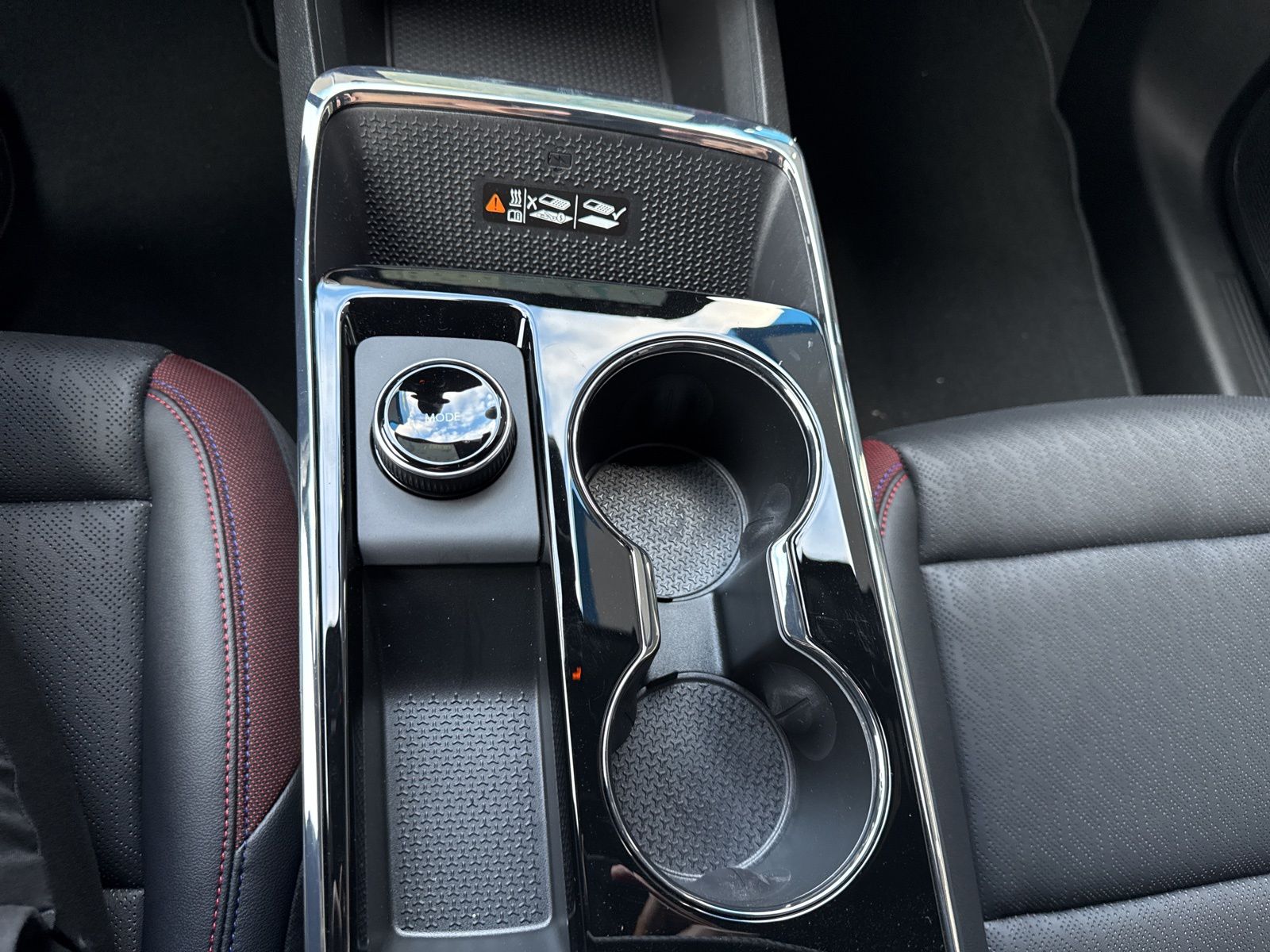 2026 Chevrolet Equinox AWD RS Image 25 of 39