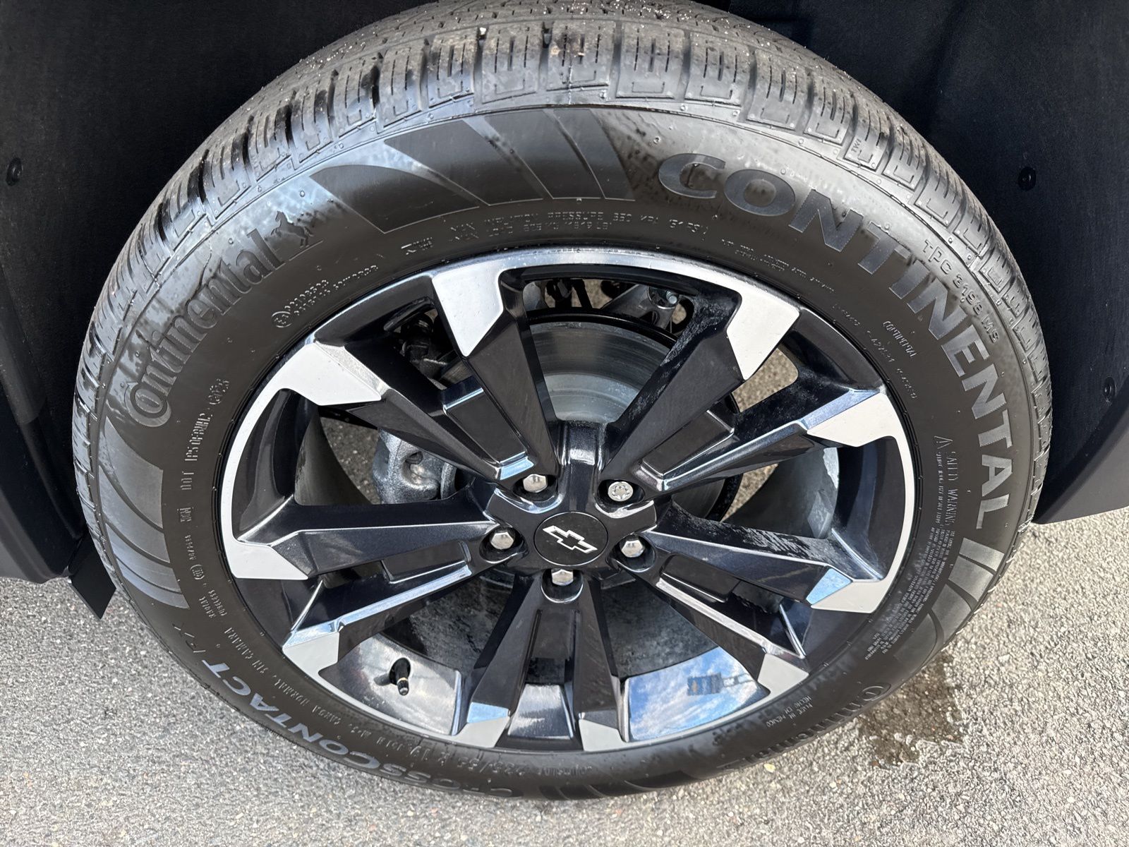 2026 Chevrolet Equinox AWD RS Image 7 of 39