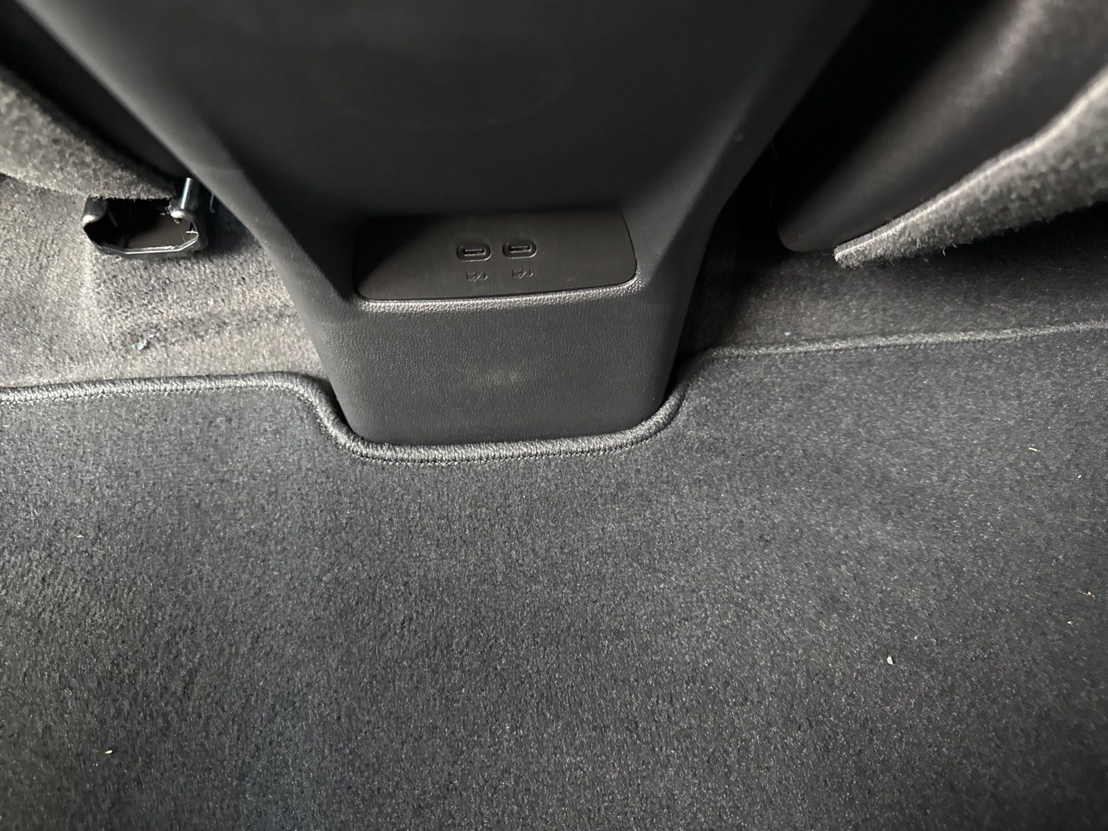 2026 Chevrolet Equinox AWD RS Image 30 of 39