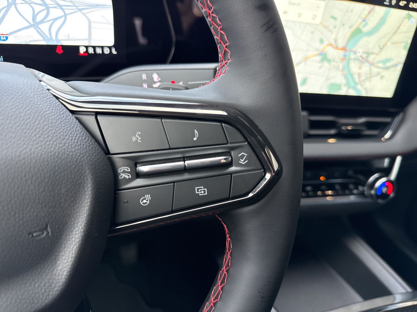 2026 Chevrolet Equinox AWD RS Image 37 of 39