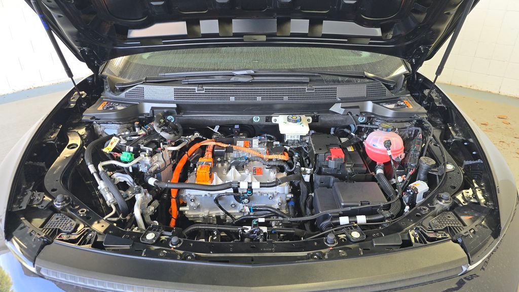 2026 Chevrolet Equinox EV LT1 w/PCY Image 7 of 30