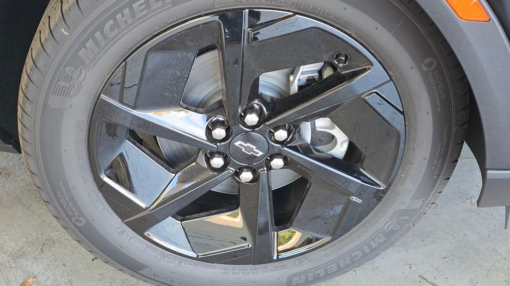 2026 Chevrolet Equinox EV LT1 w/PCY Image 8 of 30