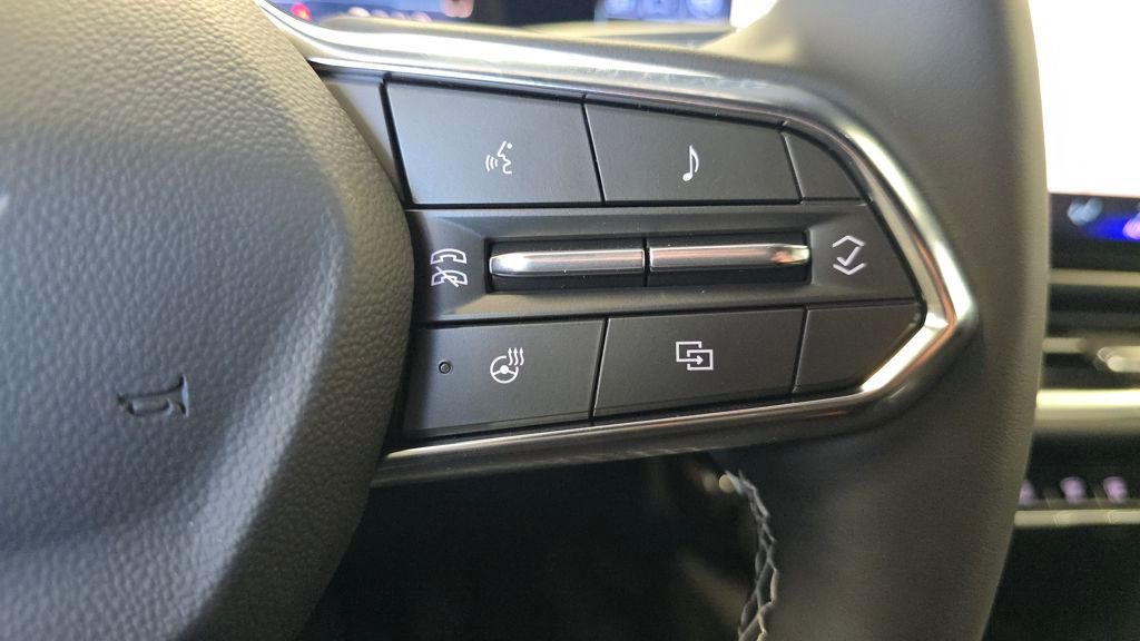 2026 Chevrolet Equinox EV LT1 w/PCY Image 27 of 29