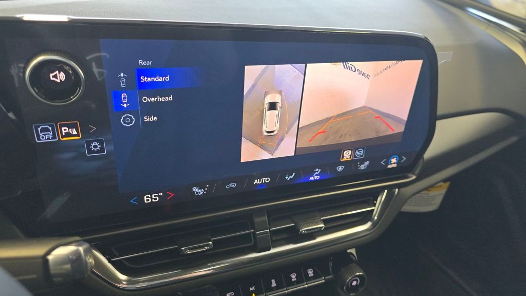 2026 Chevrolet Equinox EV LT1 w/PCY Image 18 of 29