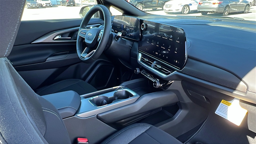 2026 Chevrolet Equinox EV LT1 w/PCY Image 29 of 31