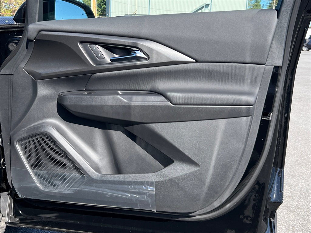 2026 Chevrolet Equinox EV LT1 w/PCY Image 22 of 31