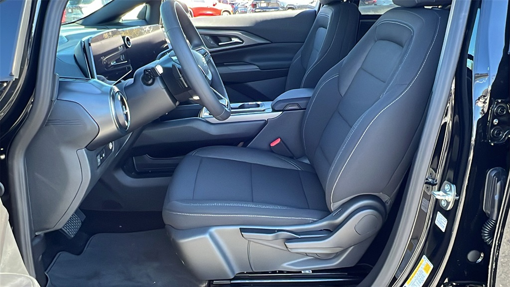 2026 Chevrolet Equinox EV LT1 w/PCY Image 10 of 31