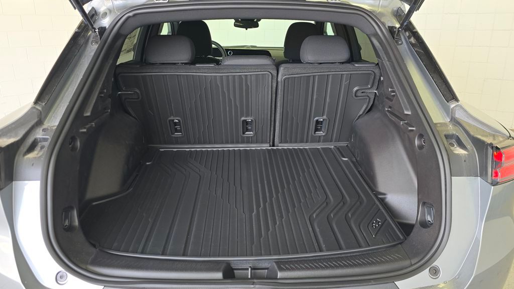 2026 Chevrolet Equinox EV LT1 w/PCY Image 9 of 29