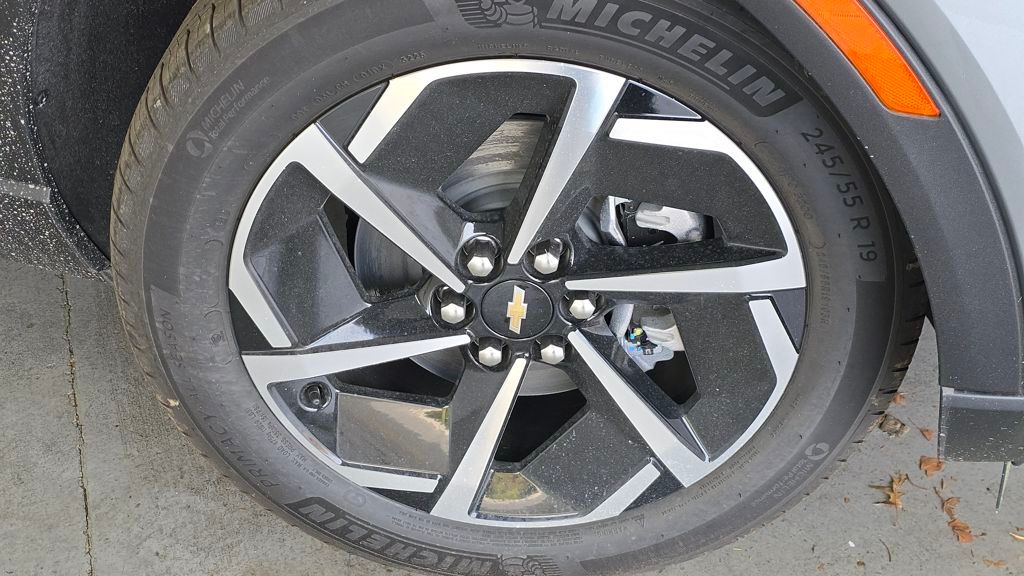 2026 Chevrolet Equinox EV LT1 w/PCY Image 8 of 29