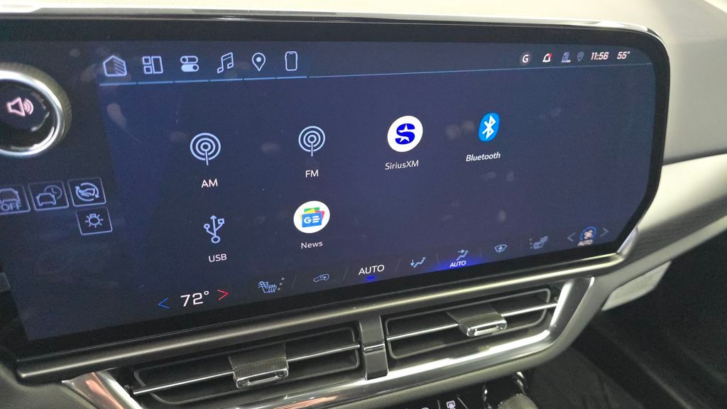 2026 Chevrolet Equinox EV LT1 w/PCY Image 18 of 29