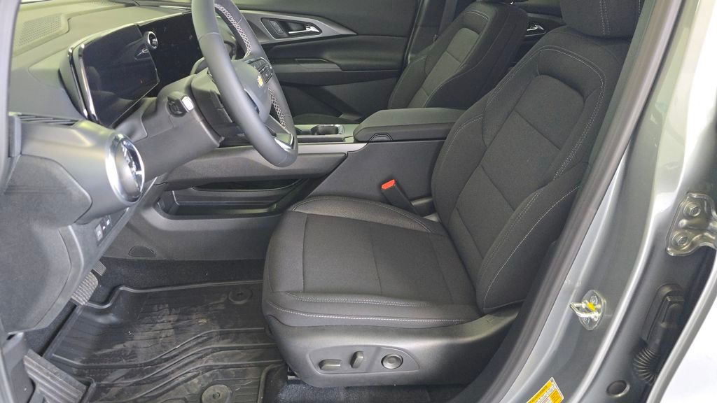 2026 Chevrolet Equinox EV LT1 w/PCY Image 12 of 29