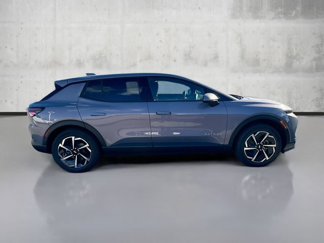 2026 Chevrolet Equinox EV LT1 w/PCY Image 4 of 30