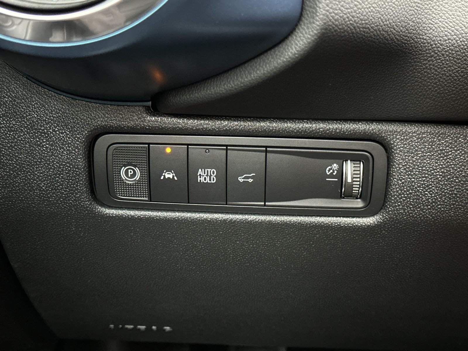 2026 Chevrolet Equinox EV LT2 w/PDE Image 25 of 34