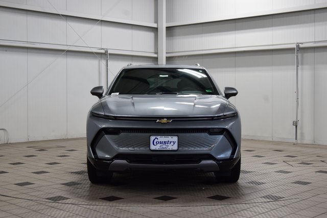 2026 Chevrolet Equinox EV LT2 w/PDE Image 2 of 45