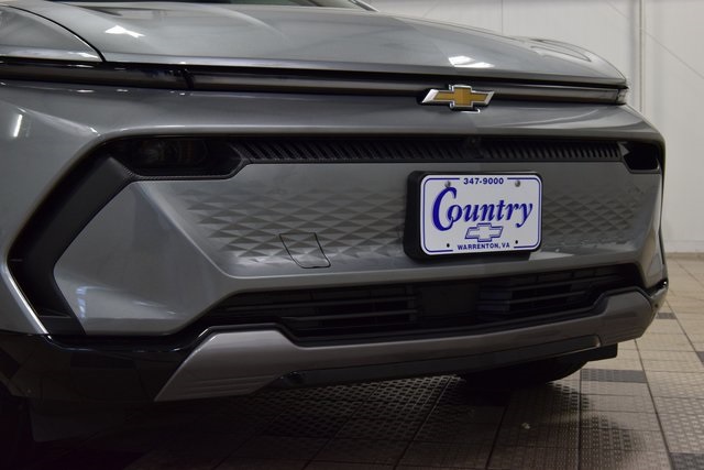 2026 Chevrolet Equinox EV LT2 w/PDE Image 14 of 45