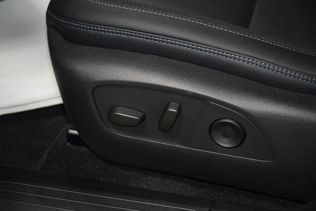 2026 Chevrolet Equinox EV LT2 w/PDE Image 24 of 45