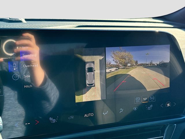 2026 Chevrolet Equinox EV LT2 w/PDE Image 22 of 31