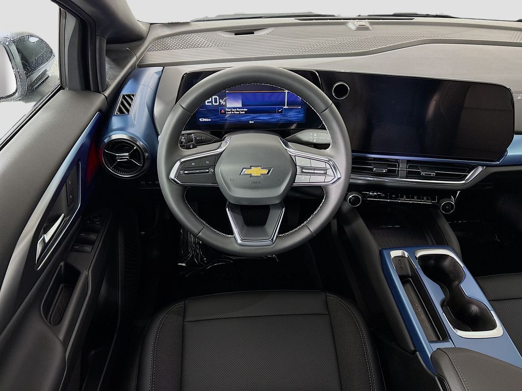 2026 Chevrolet Equinox EV LT2 w/PDE Image 16 of 33