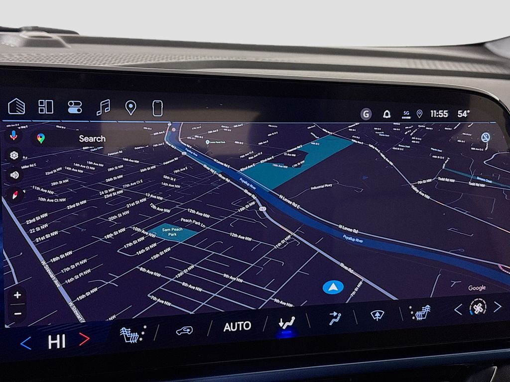 2026 Chevrolet Equinox EV LT2 w/PDE Image 25 of 33