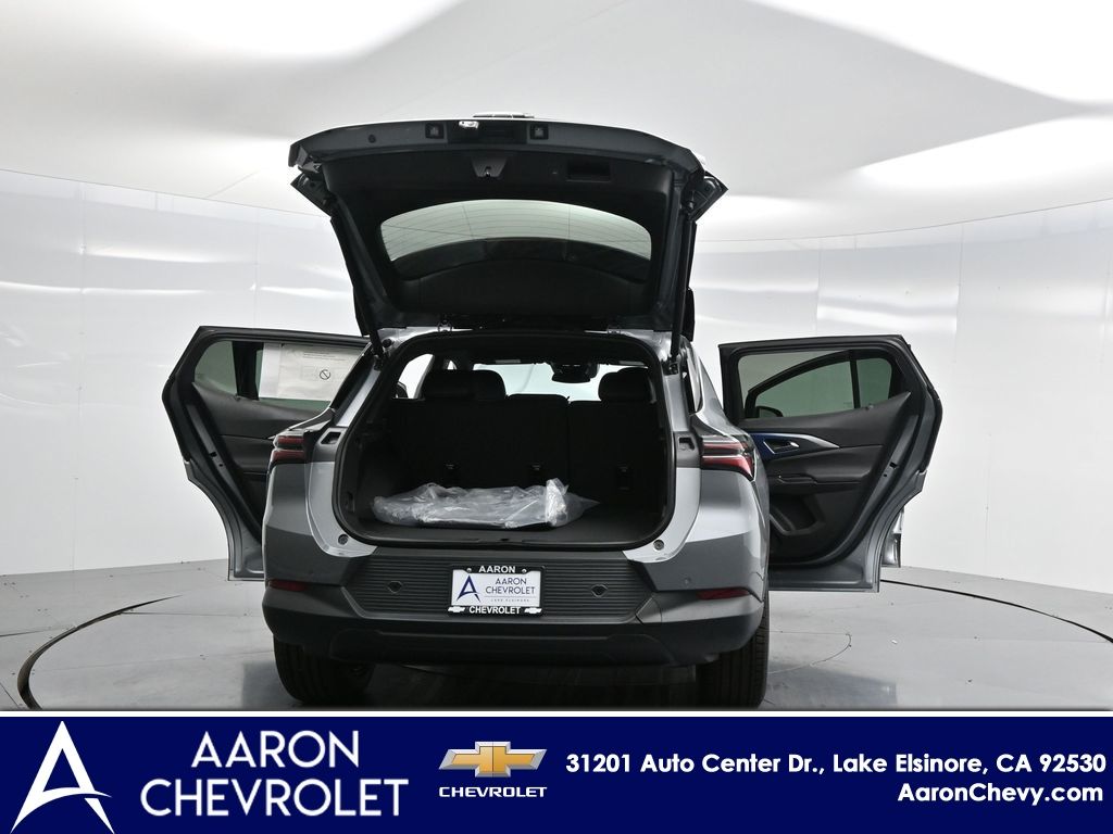 2026 Chevrolet Equinox EV LT2 w/PDE Image 44 of 52