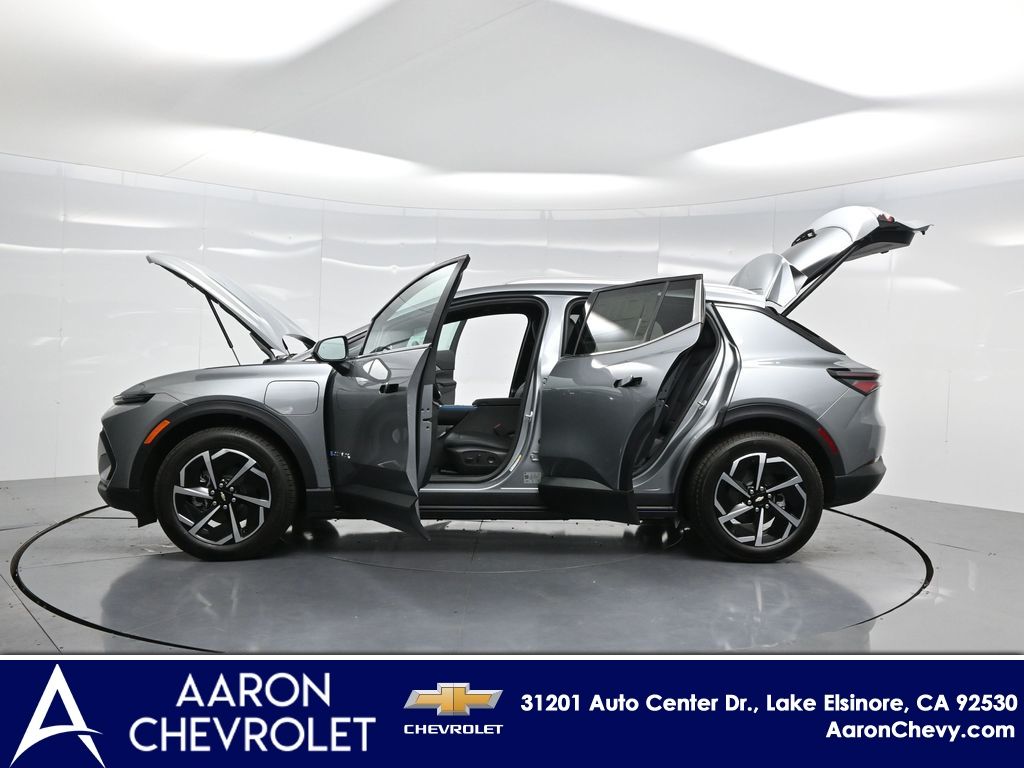 2026 Chevrolet Equinox EV LT2 w/PDE Image 34 of 52